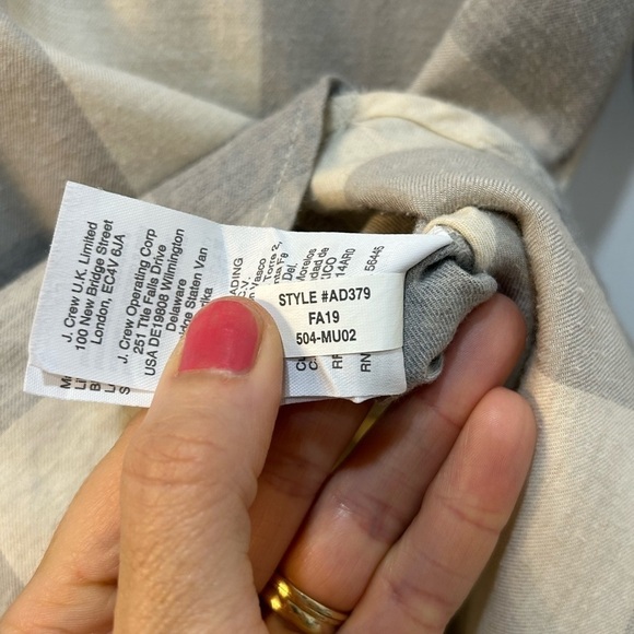 J. Crew Flannel Popover Henley Boyfriend Fit Ivory & Gray Long Sleeve Women Sz L - Picture 7 of 8